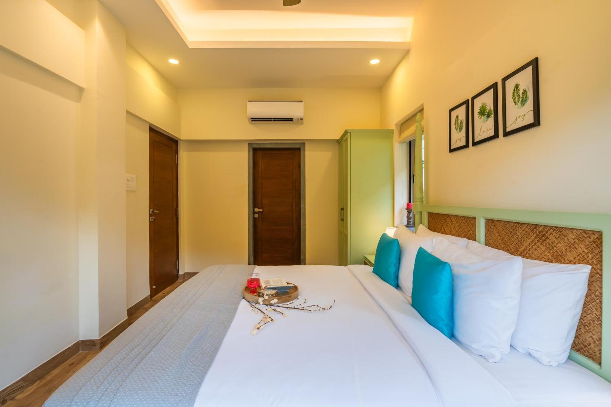 Elivaas 3 Bhk Pvt Pool & Bar - Villa Valerie Oxel Exterior photo
